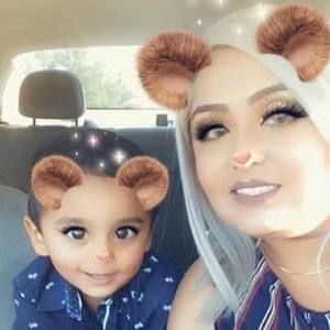 Meet your Posher, Cecilia